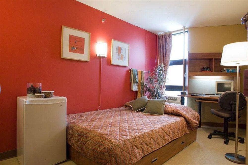 Zum Auberge D'Ete - Universite De Montréal Eksteriør billede